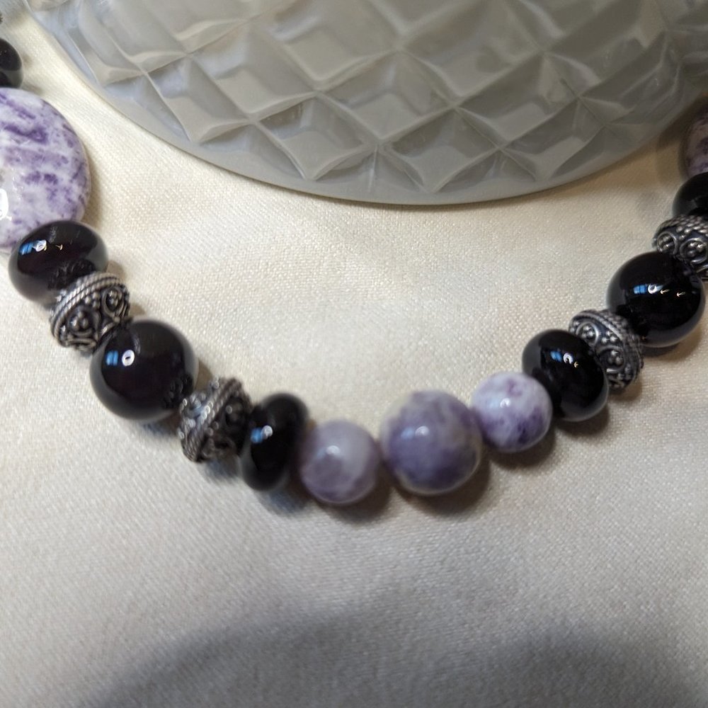 Price drop 18" Sterling Jasper and Onyx Cabochon bead necklace